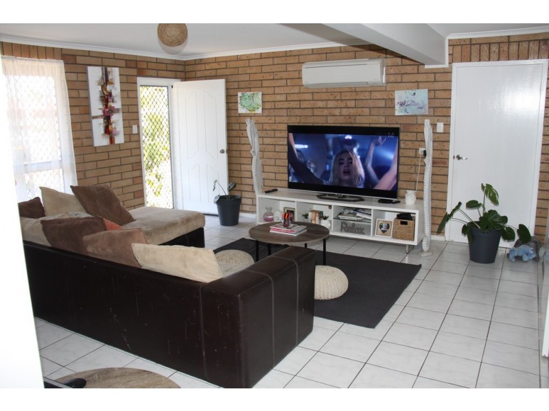 24 Yukana, Boyne Island QLD 4680