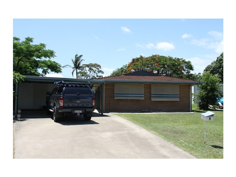 8 Alexander st, Boyne Island QLD 4680