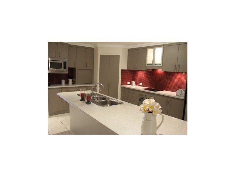 14 Plimsoll Ct, Tannum Sands QLD 4680