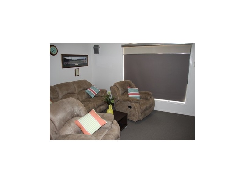 14 Plimsoll Ct, Tannum Sands QLD 4680