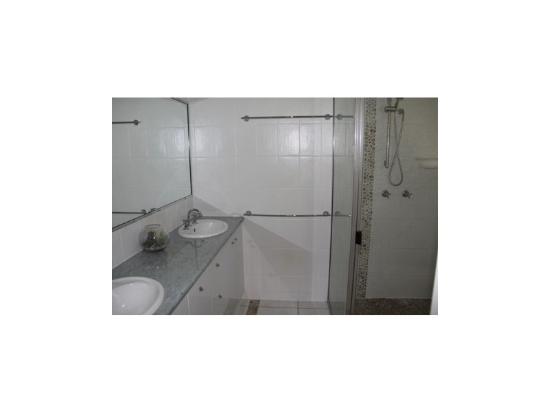 14 Plimsoll Ct, Tannum Sands QLD 4680