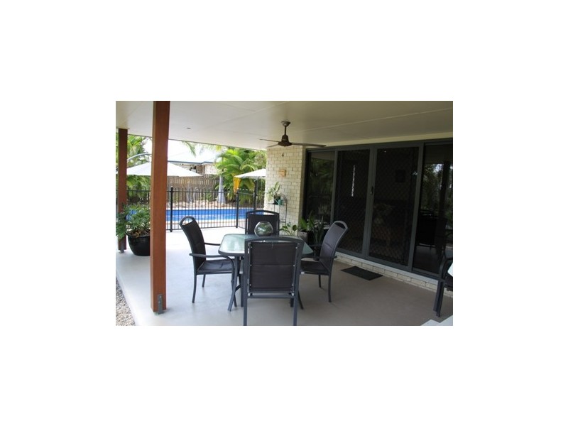 14 Plimsoll Ct, Tannum Sands QLD 4680