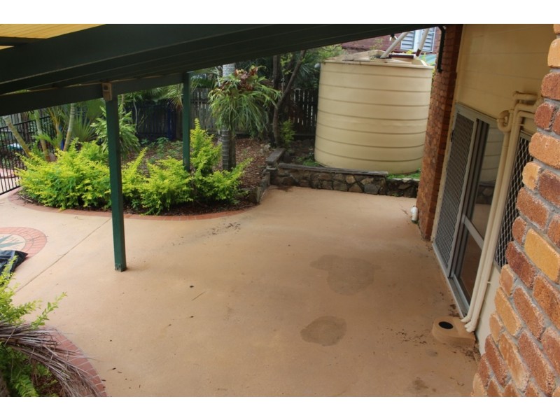 6 Tarcoola Dr, Boyne Island QLD 4680