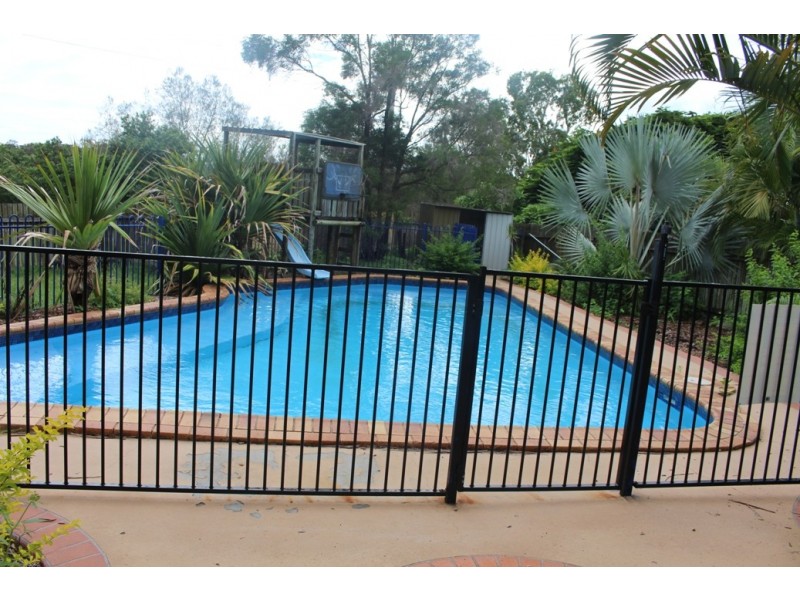 6 Tarcoola Dr, Boyne Island QLD 4680