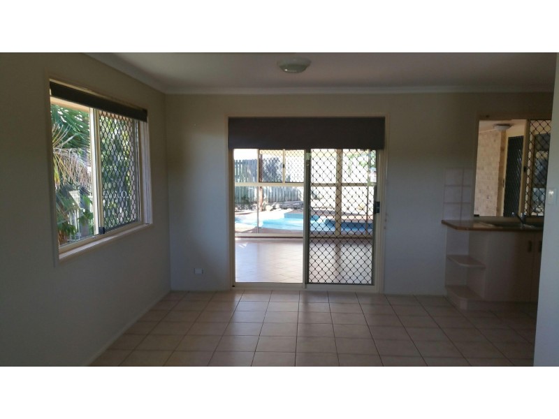 7 Geoffrey Thomas Drive, Tannum Sands QLD 4680