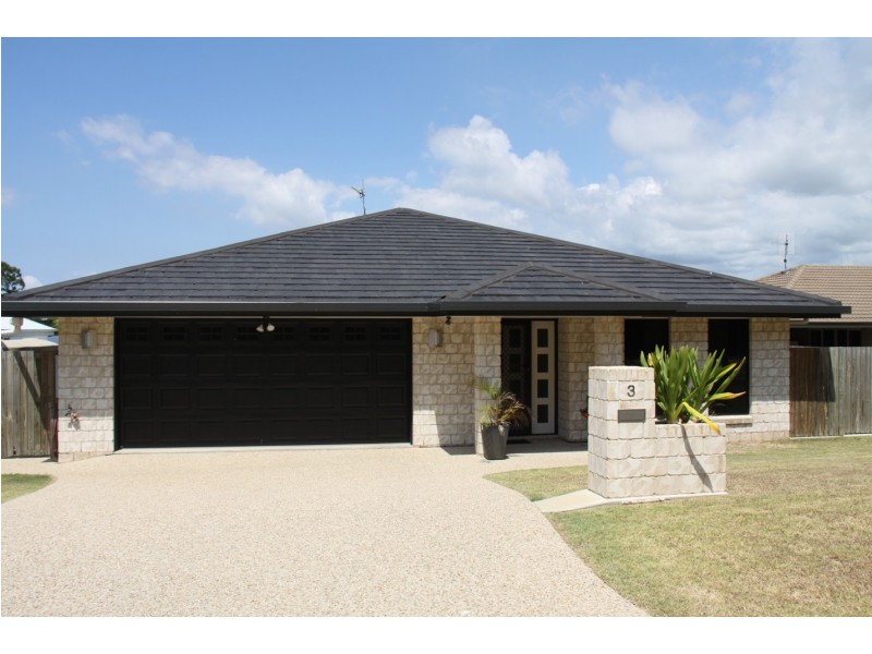 3 wanda, Boyne Island QLD 4680