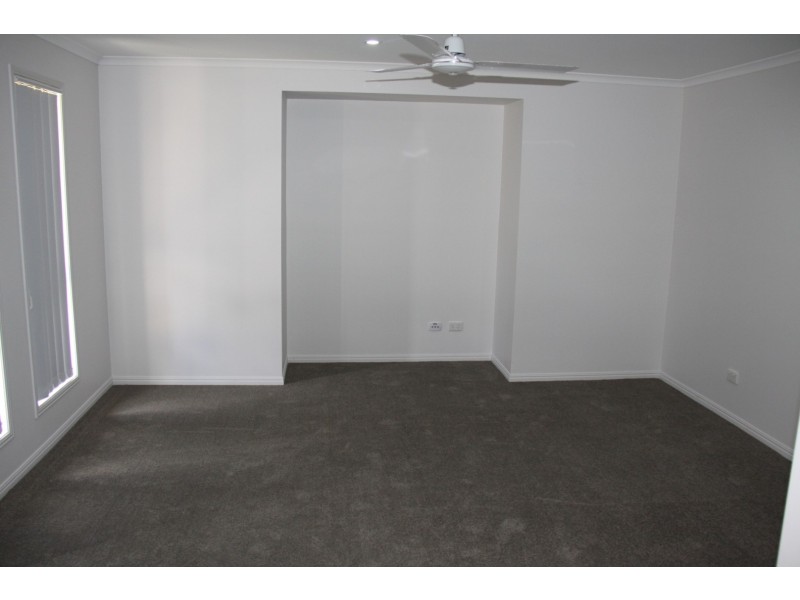 14 Surita ct, Boyne Island QLD 4680