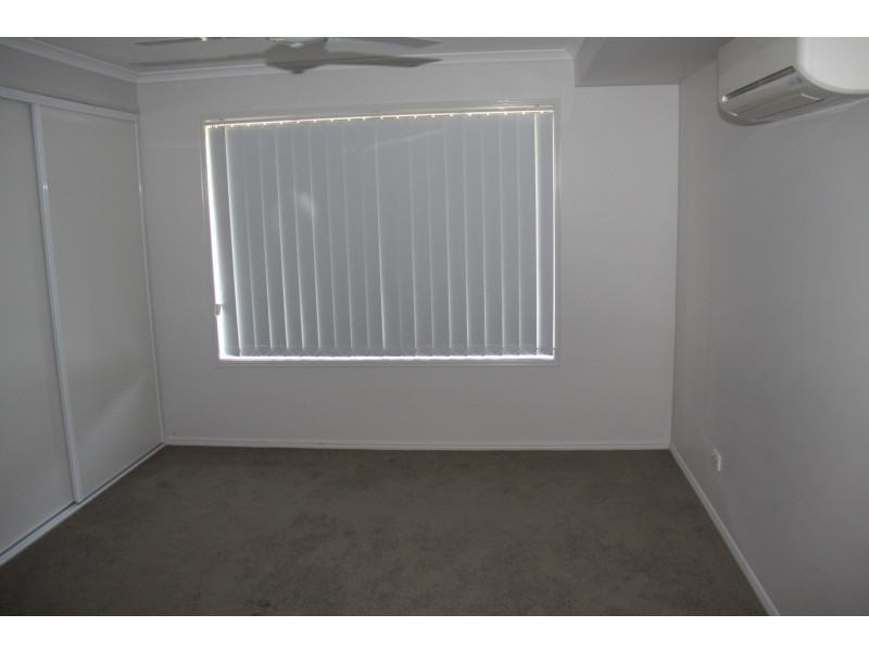 14 Surita ct, Boyne Island QLD 4680