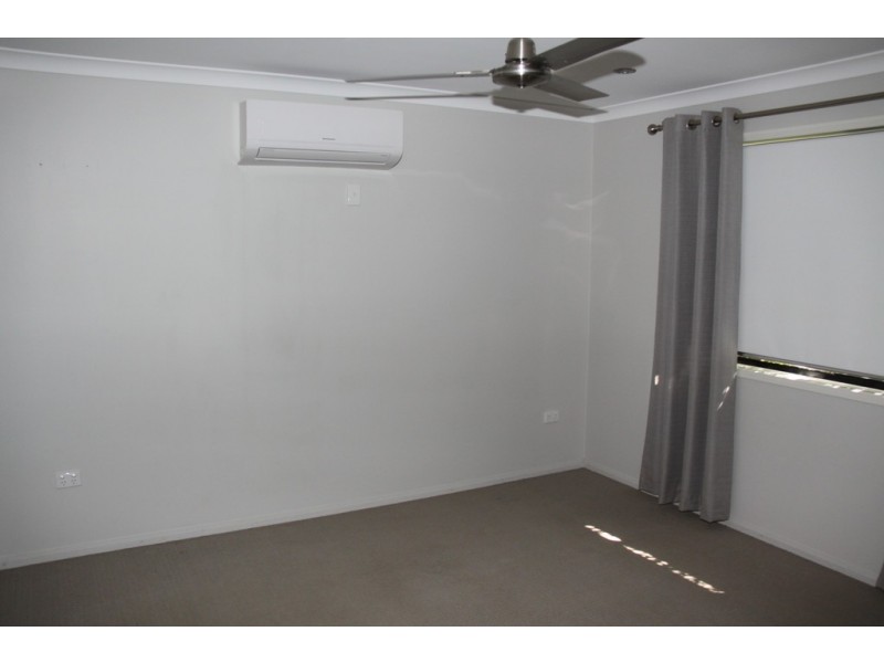 13 Valley way, Boyne Island QLD 4680