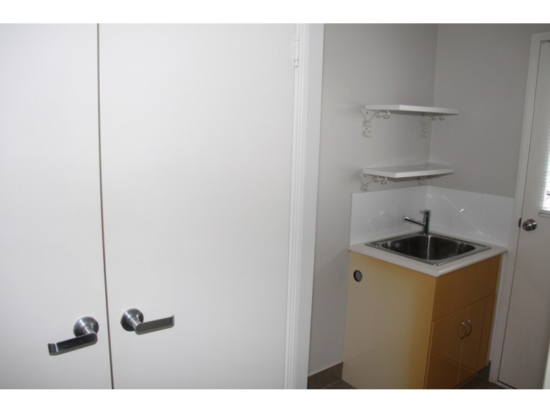 13 Valley way, Boyne Island QLD 4680