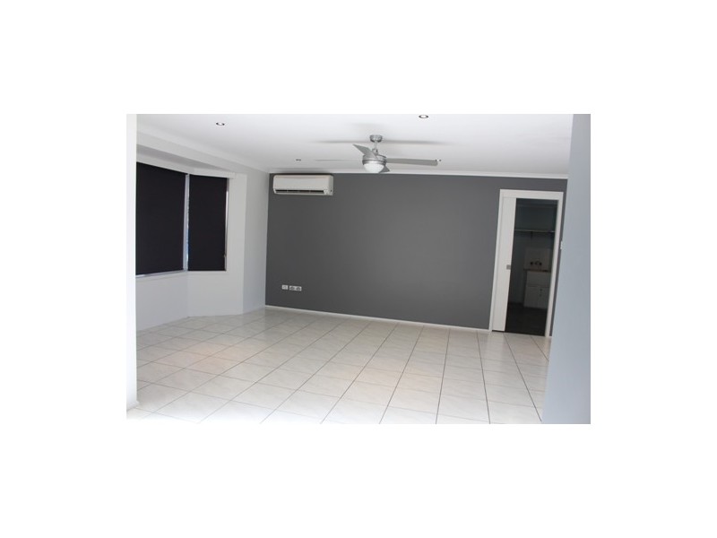 33 Brin Street, Boyne Island QLD 4680