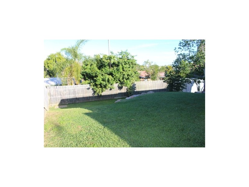 33 Brin Street, Boyne Island QLD 4680