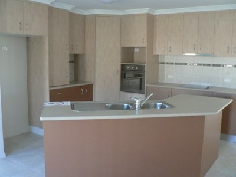 5 Christian Court, Gladstone QLD 4680