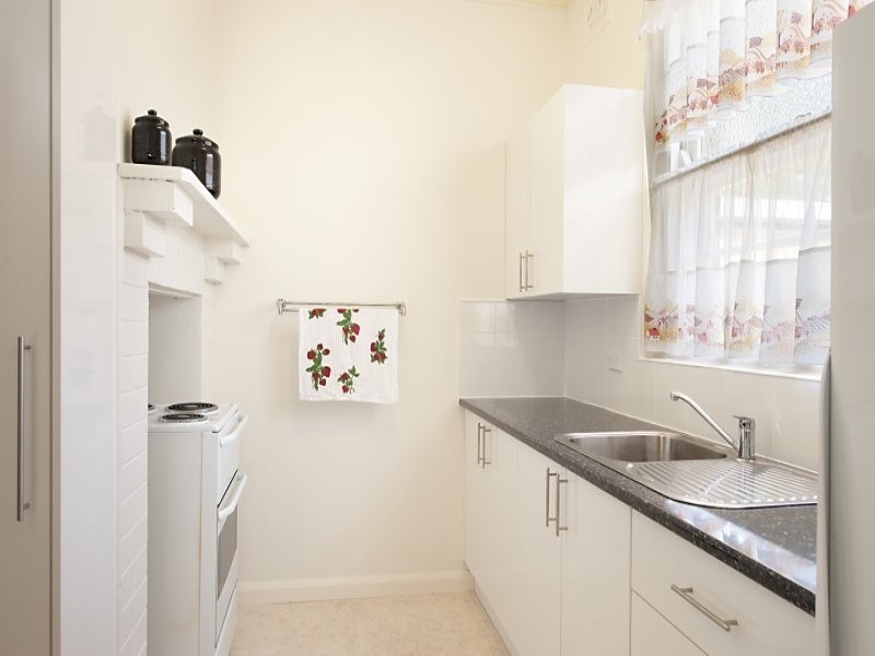 87 Beach Parade, Silverwater NSW 2264