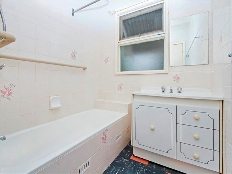 22 Newcastle St, Morisset NSW 2264