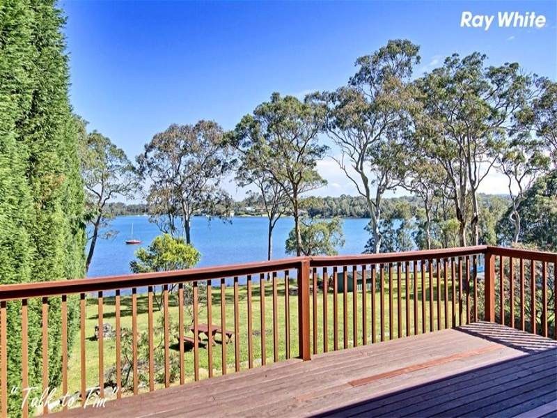 70 Bulgonia Rd, Brightwaters NSW 2264