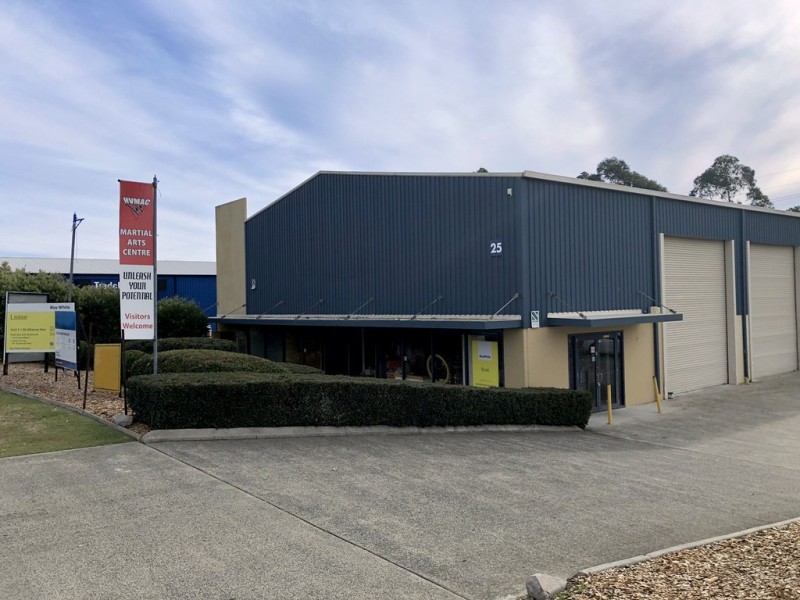 1/25 Alliance Ave, Morisset NSW 2264