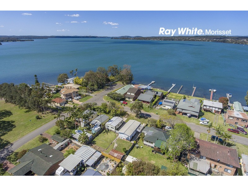 8 Grand Parade, Bonnells Bay NSW 2264