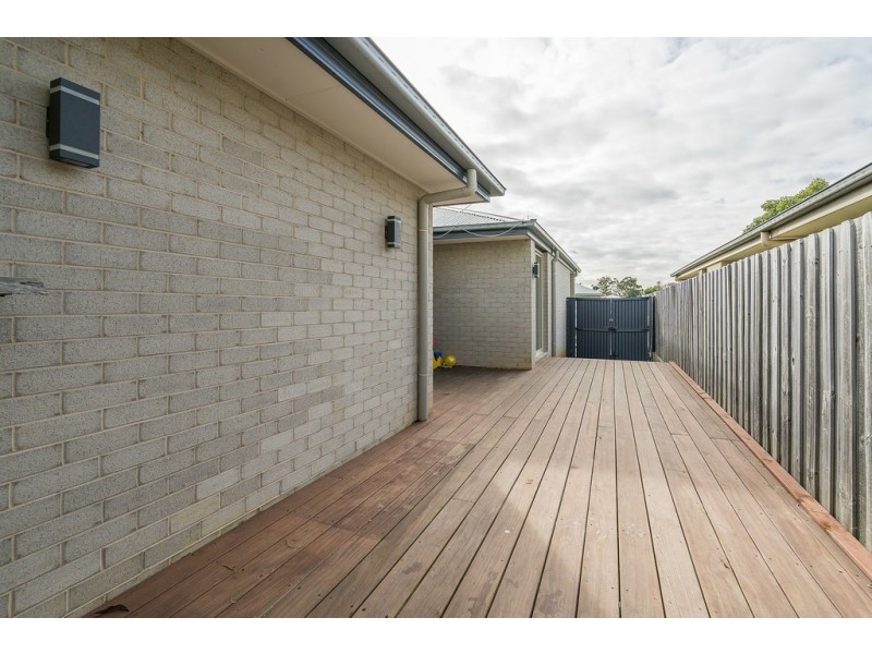 2 Celestial Drive, Morisset Park NSW 2264