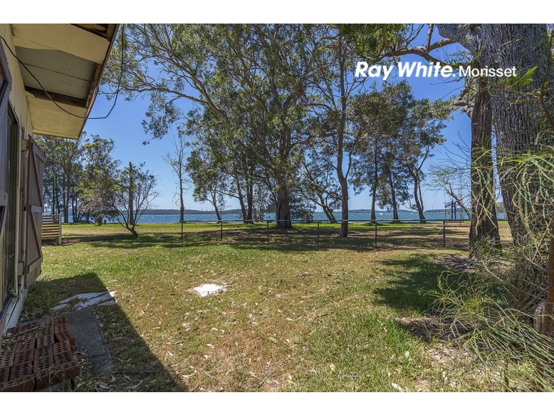 1 Pantowara Street, Balcolyn NSW 2264