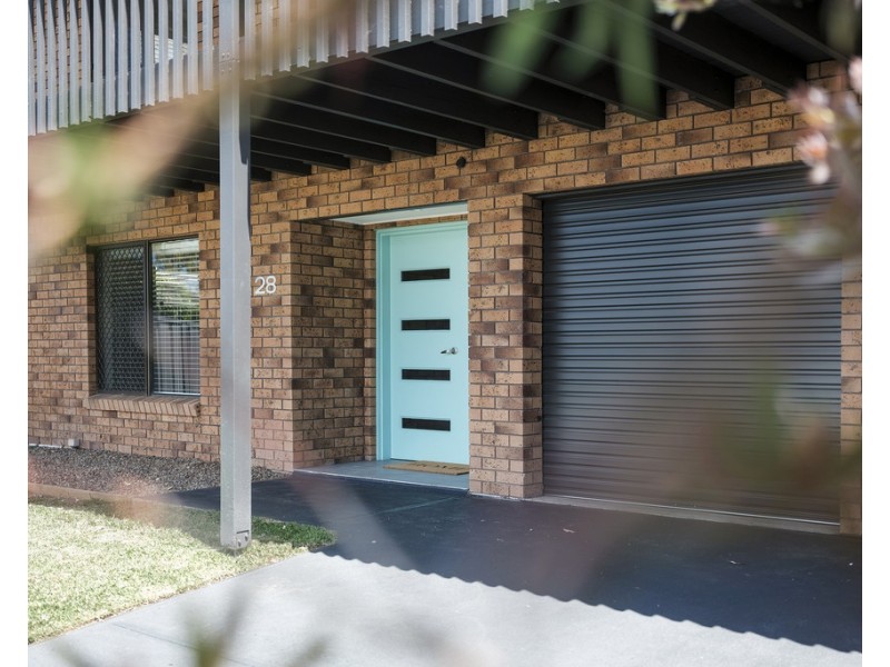 28 Sunshine Parade, Sunshine NSW 2264