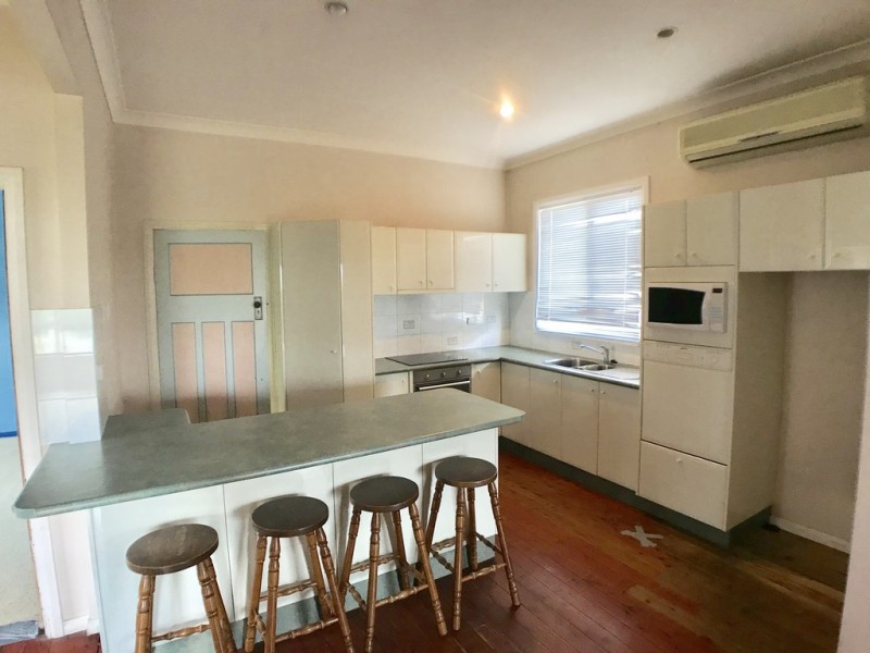 116 Bridge Street, Morisset NSW 2264