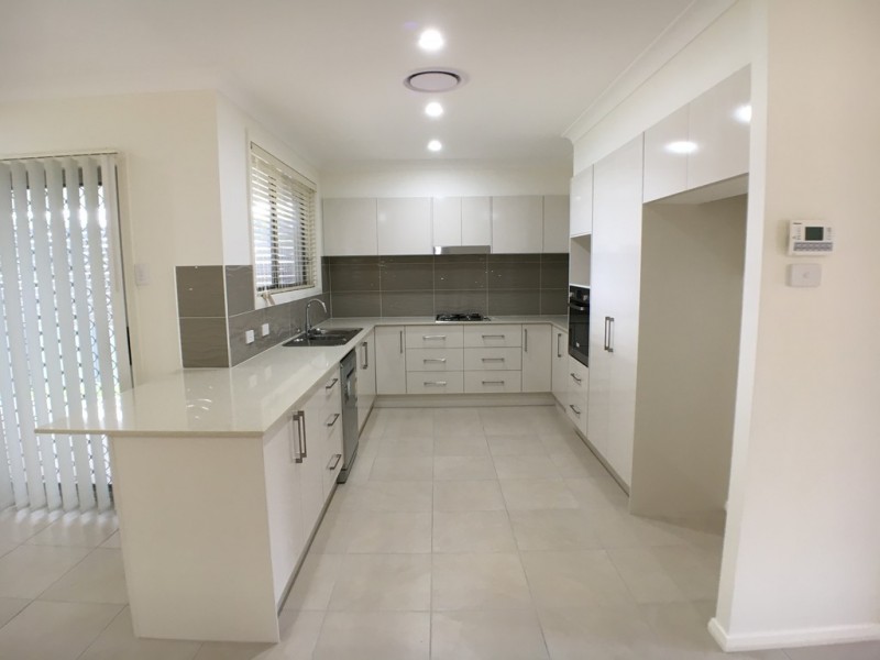 4 Stan Crescent, Bonnells Bay NSW 2264