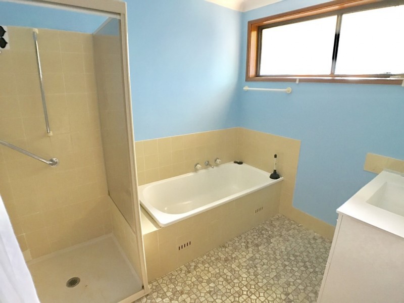 697a Freemans Drive, Cooranbong NSW 2265