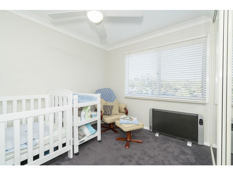 6 Hillcrest Road, Mirrabooka NSW 2264