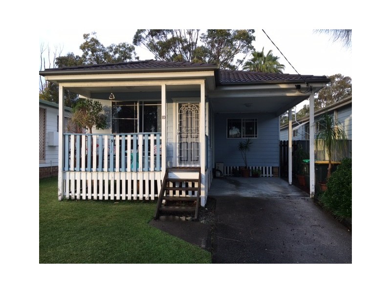 10 Regent Street, Bonnells Bay NSW 2264