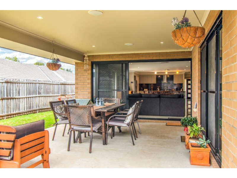 6 Splitters Row, Cooranbong NSW 2265