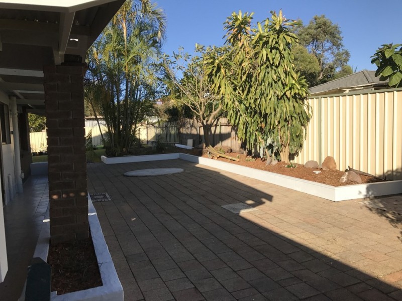 102 Grand Parade, Bonnells Bay NSW 2264