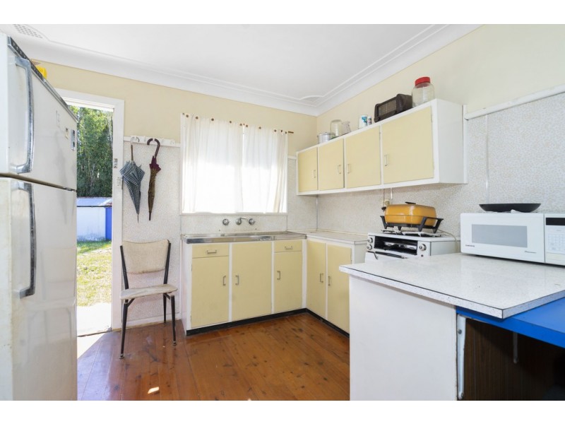 42 Dora Street, Dora Creek NSW 2264
