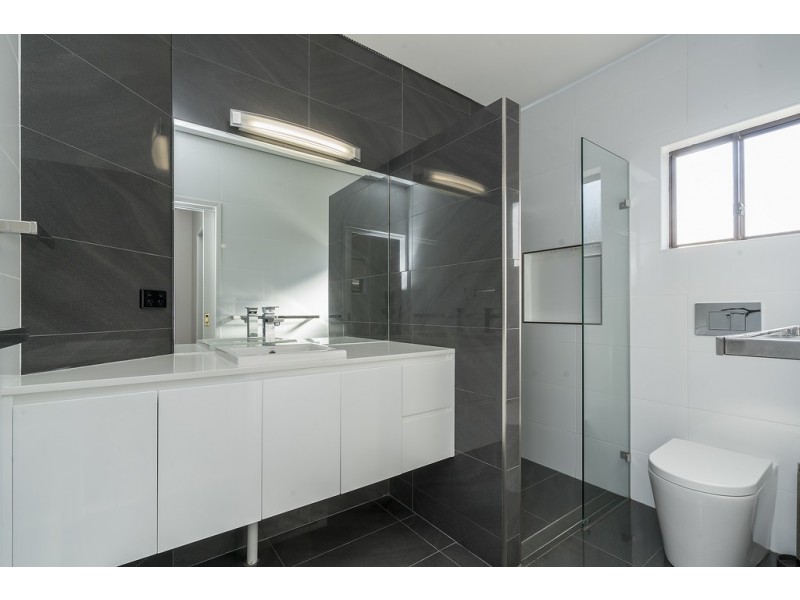 194 Dora Street, Dora Creek NSW 2264