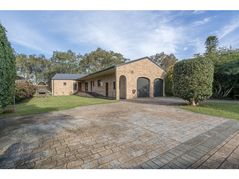 194 Dora Street, Dora Creek NSW 2264
