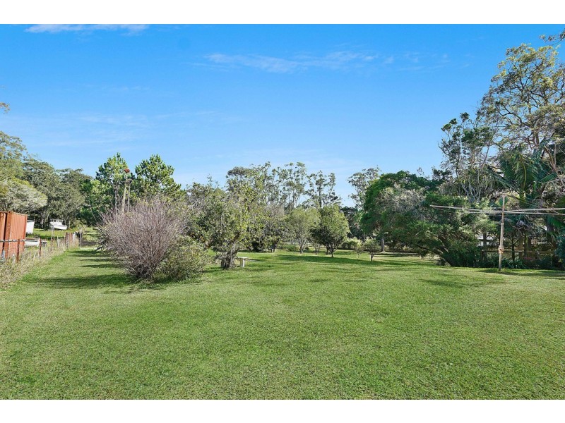 205 Freemans Drive, Morisset NSW 2264