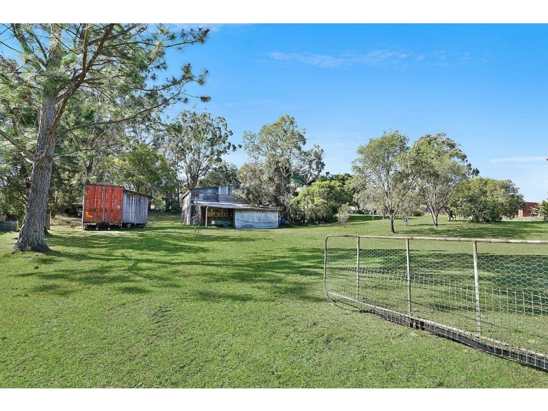 205 Freemans Drive, Morisset NSW 2264