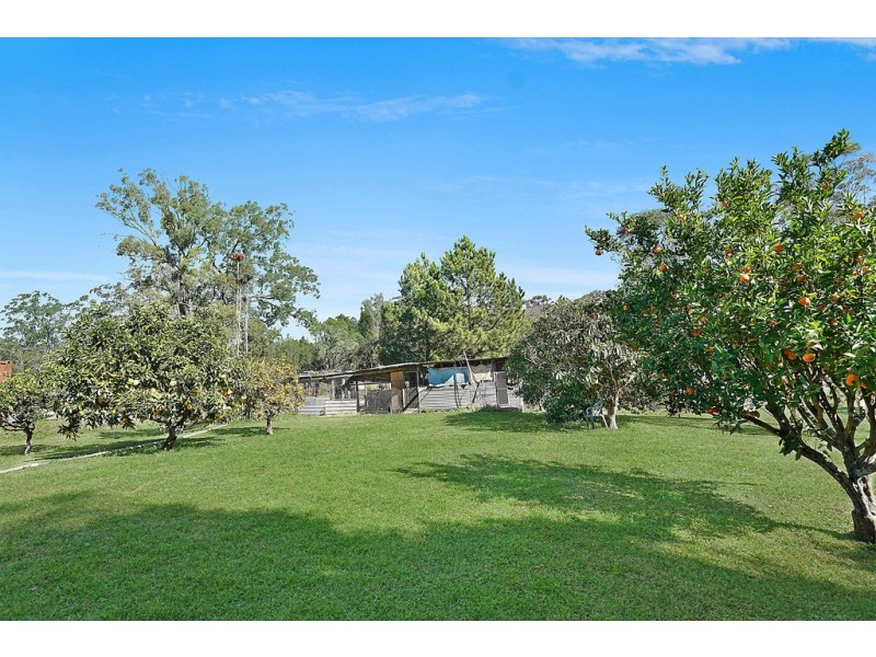 205 Freemans Drive, Morisset NSW 2264