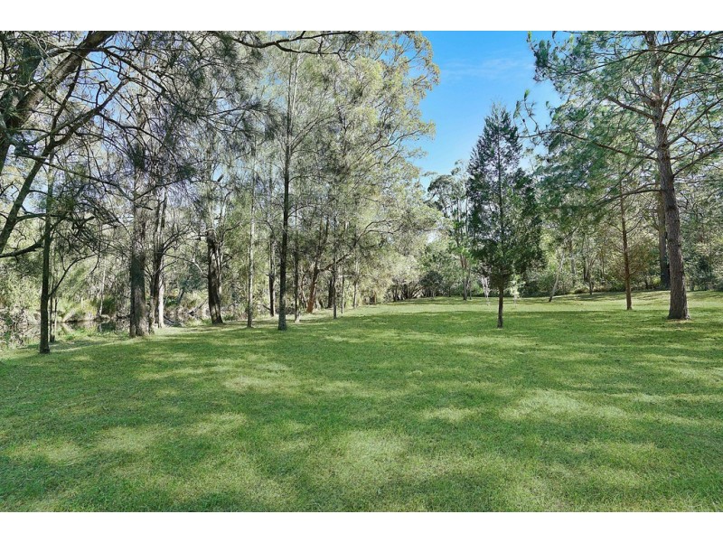 205 Freemans Drive, Morisset NSW 2264