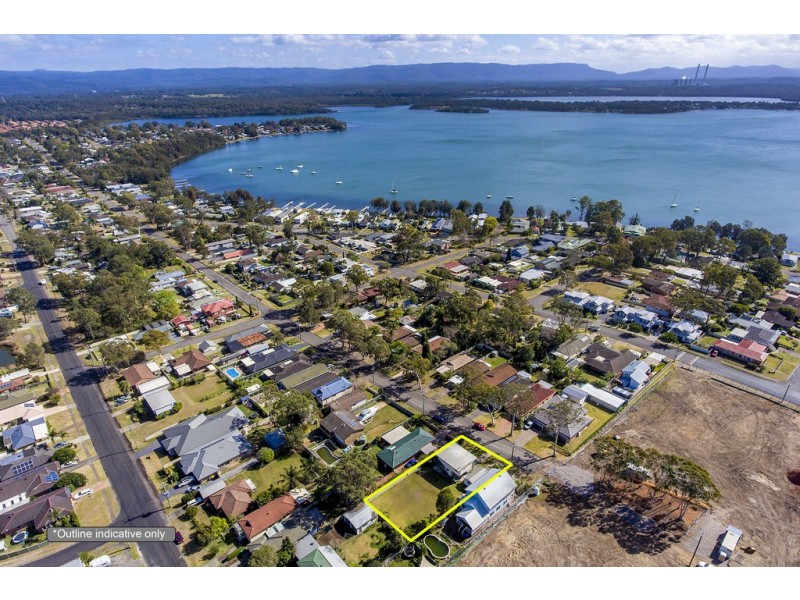 4 Wood Street, Bonnells Bay NSW 2264