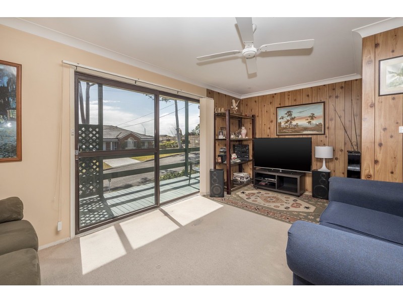 4 Wood Street, Bonnells Bay NSW 2264