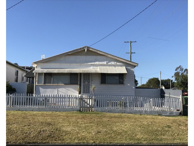 134 Macquarie Street, Morisset NSW 2264