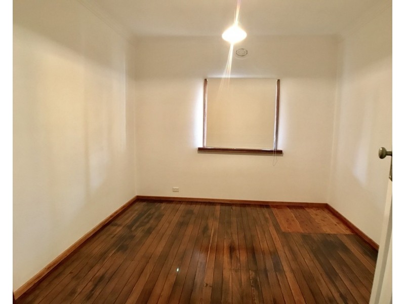 114 Bridge St, Morisset NSW 2264