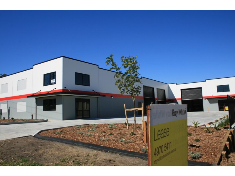 2/10 Kalaf Ave, Morisset NSW 2264