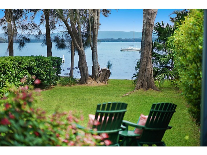161 Grand Parade, Bonnells Bay NSW 2264
