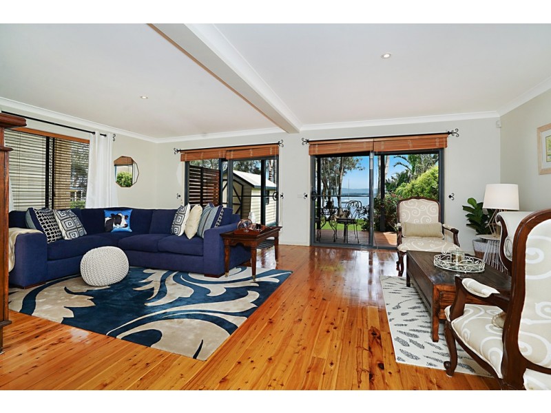 161 Grand Parade, Bonnells Bay NSW 2264