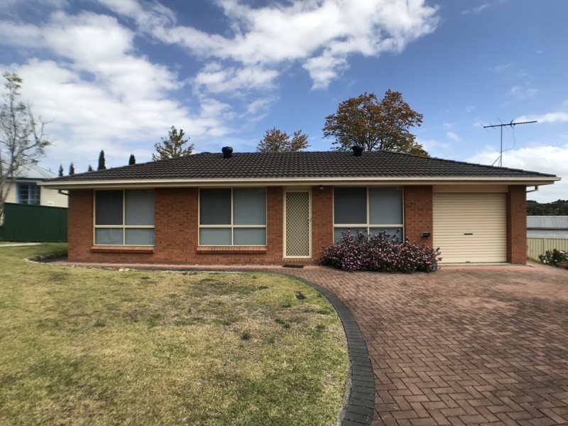 25a Terrigal Street, Morisset NSW 2264