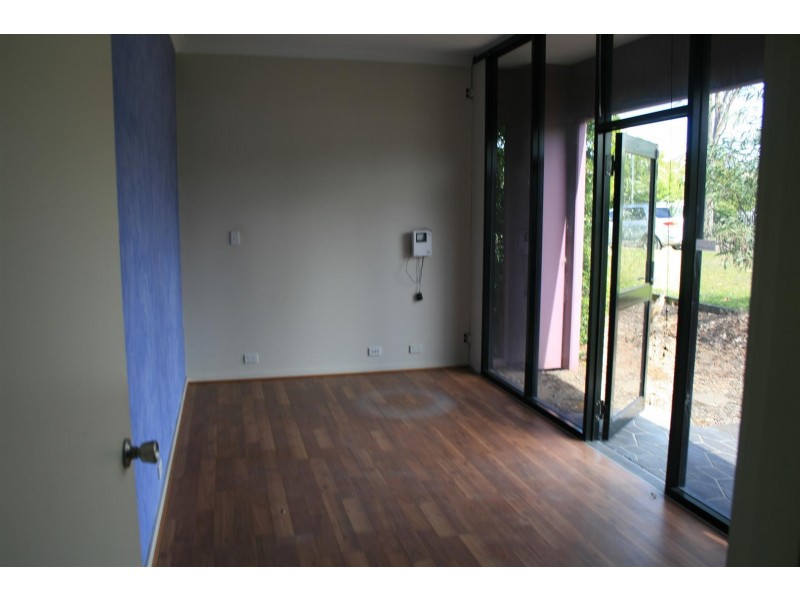 3/10 Kam Close, Morisset NSW 2264