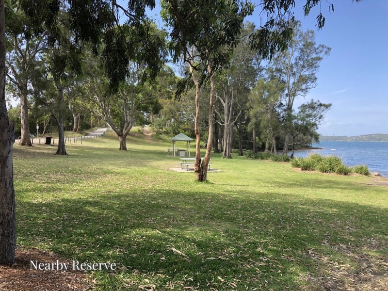 4 Queen Street, Balcolyn NSW 2264