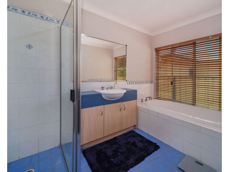 2 Highland Avenue, Cooranbong NSW 2265